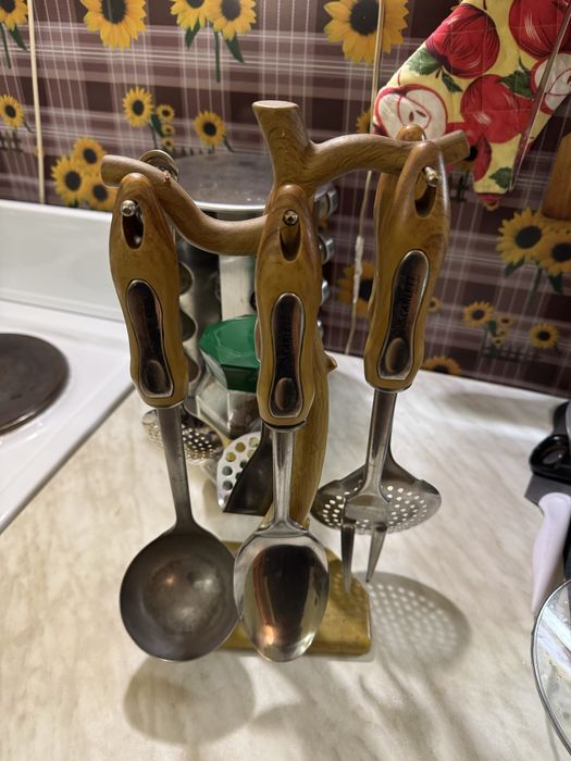 Продам кухонную утварь