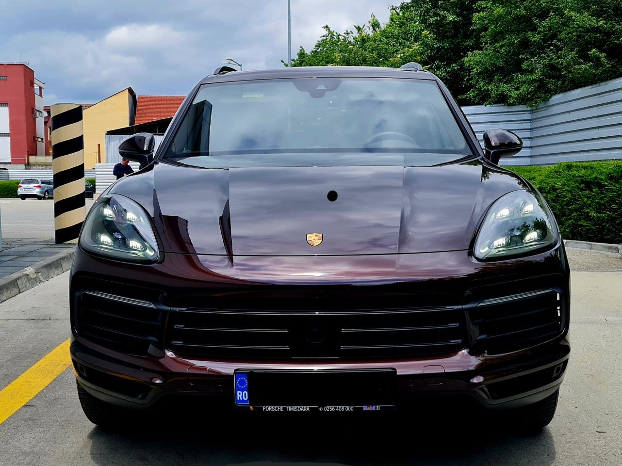 Porsche Cayenne S 441 cp