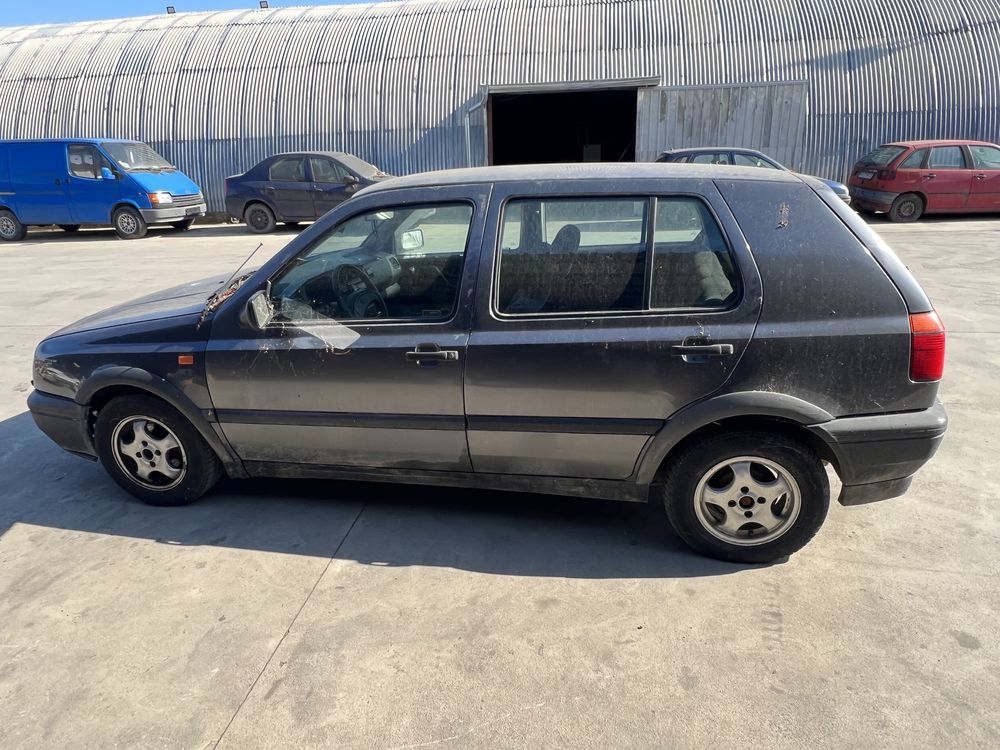 Volkswagen Golf 3 1.4 НА ЧАСТИ