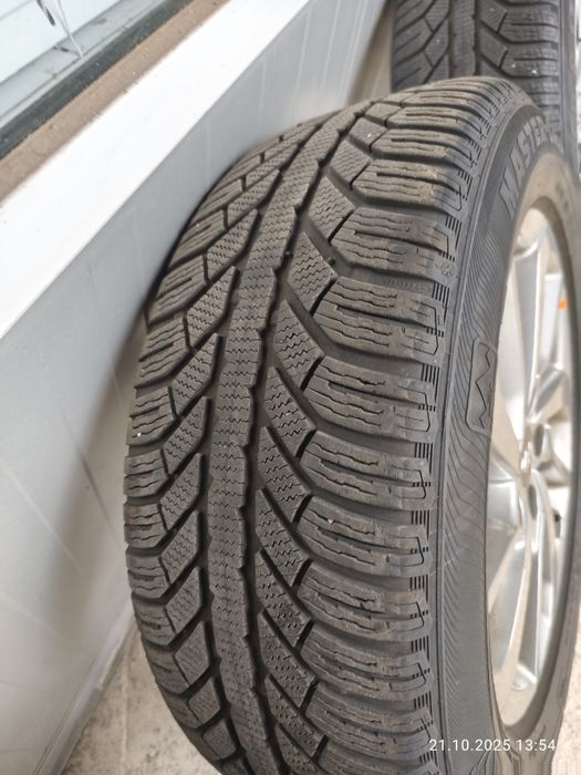 17/5/114,3-ХЮНДАЙ ИХ 35,ТУКСОН,с добри ЗИМНИ гуми-225/60/17-перфектни