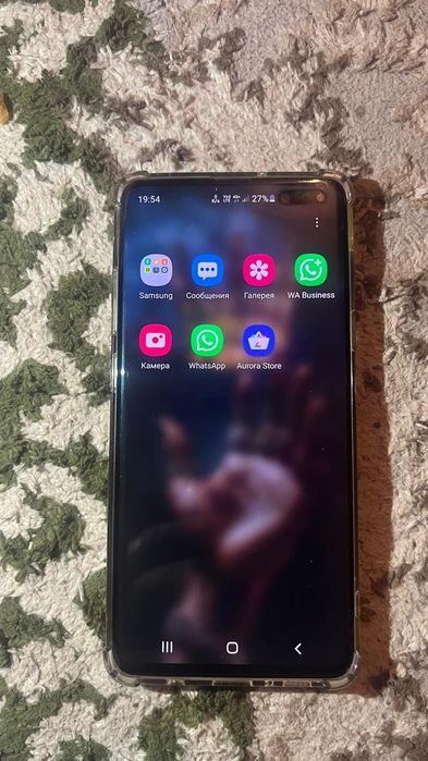 Samsung s 10в хорошем состоянии