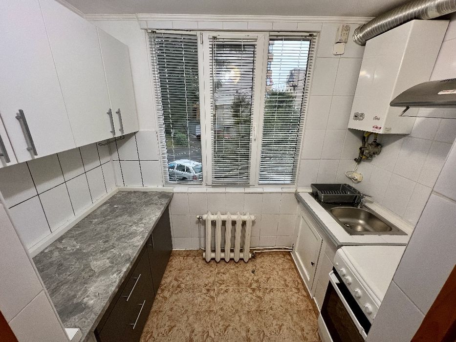 De închiriat: Apartament cu 2 camere in Brădet, etajul 1, cu loc de pa