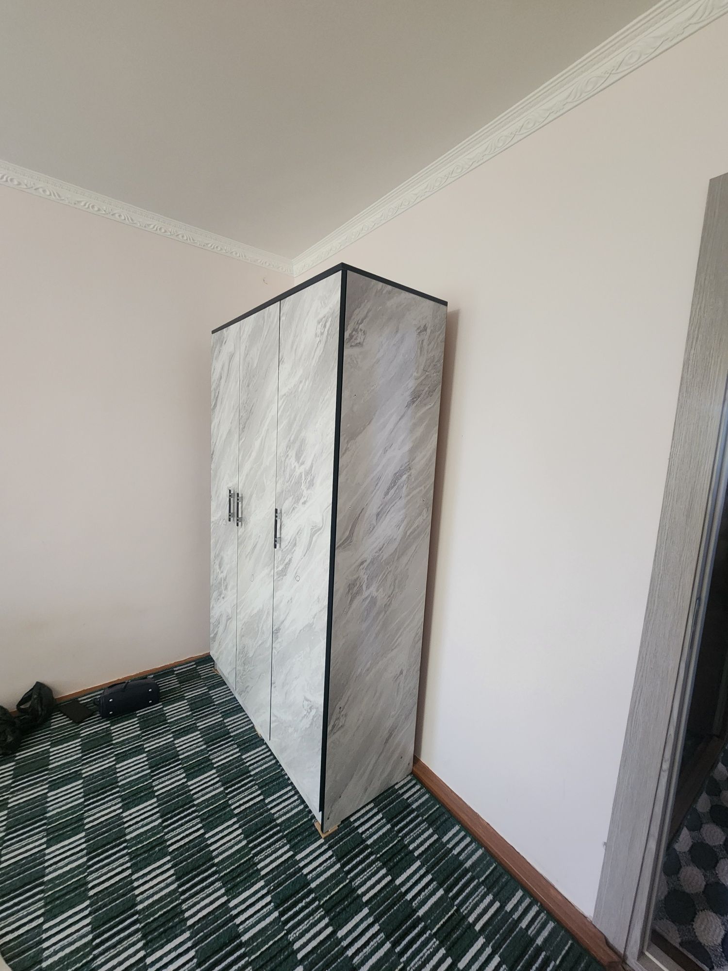 Buxoro shaxarda 3xonalik kvartira ijaraga beriladi .