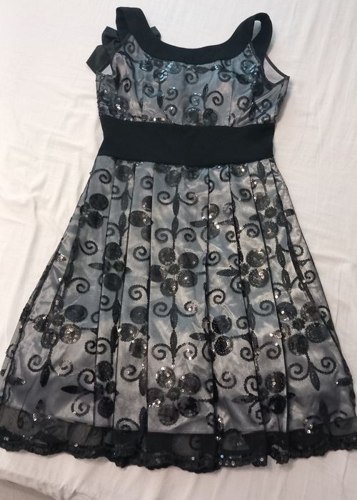 Rochie eleganta Karotte