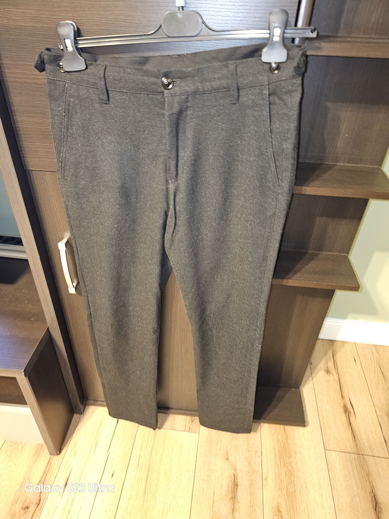 Pantaloni eleganti Zara