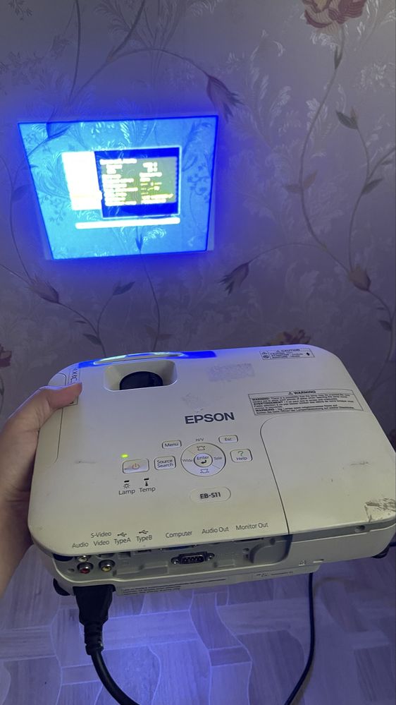 Epson eb s11. проектор.