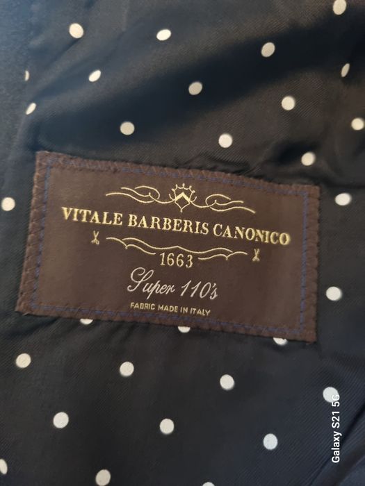 Costum de ceremonie marca Viggo, creat de celebrul designer Cătălin Bo