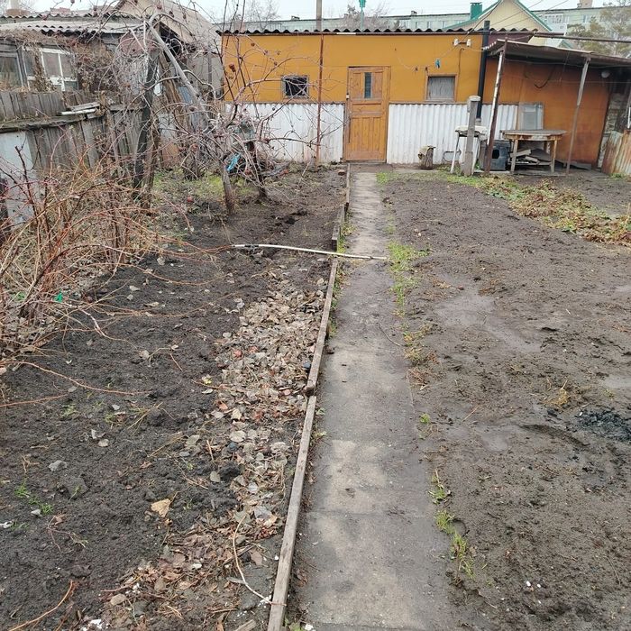 Продается дом ,на одного хозяина.  р-н Универсама