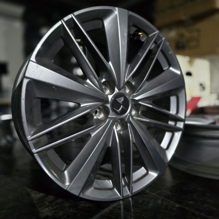 Оригинални джанти Ситроен DS, Пежо 5 108 17 БЕЗ ГУМИ