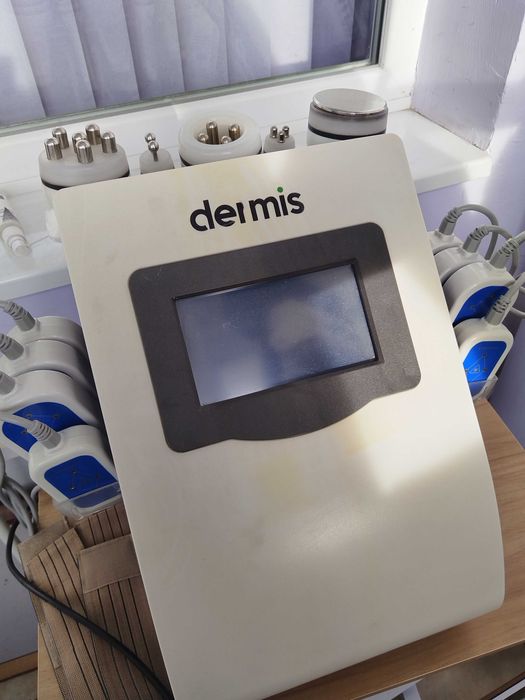 Апарат за кавитация, радиочестотен лифтинг, вакуум и липолазер