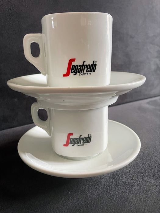 Cesti Segafredo cu farfuriute