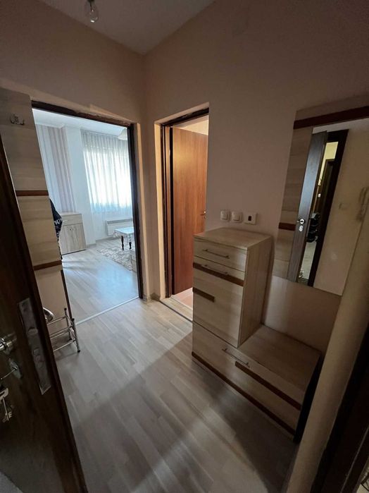 Тристаен Апартамент в Съдийски