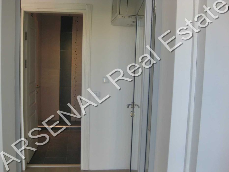 Офис под наем, Борово