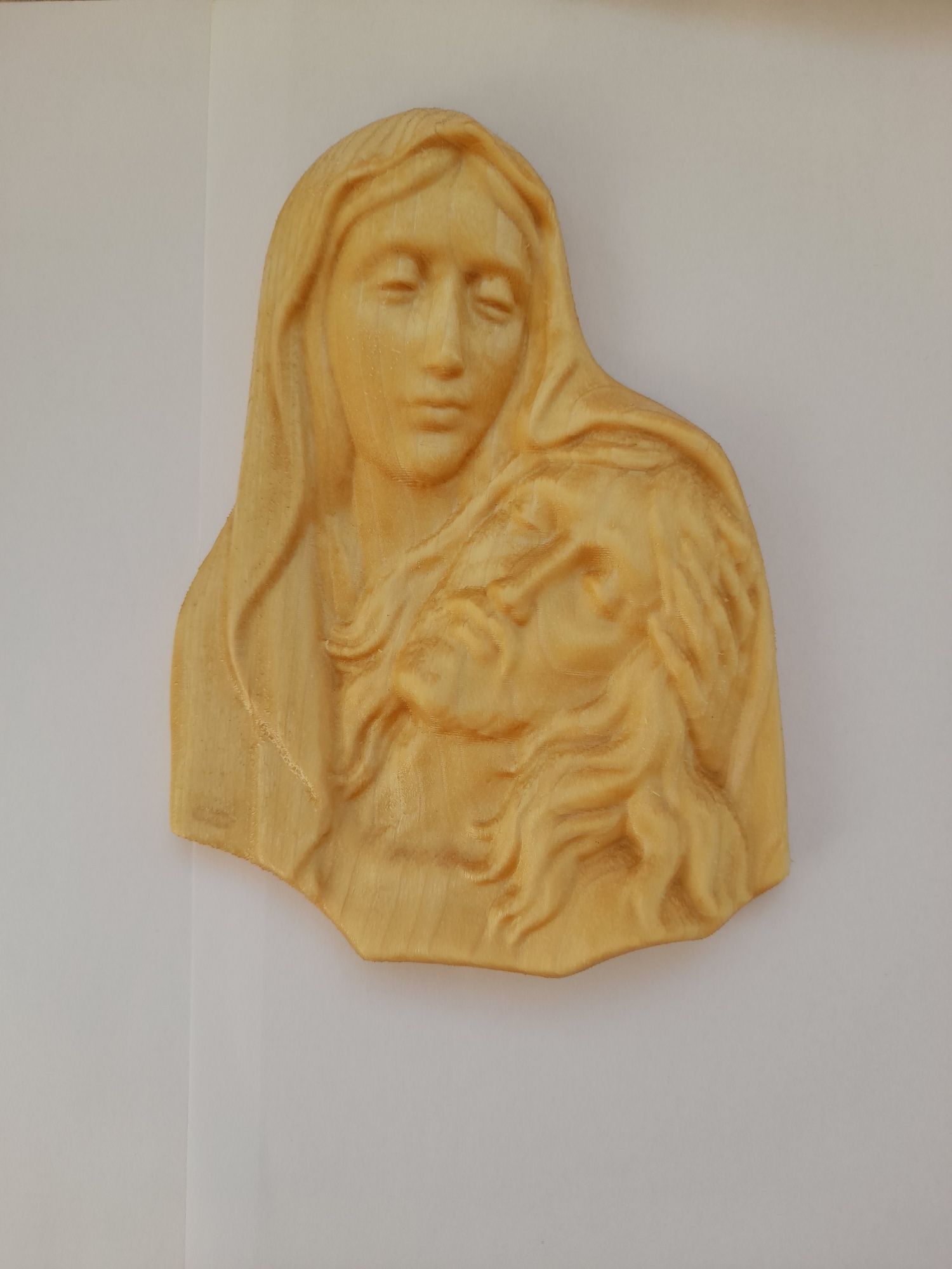 Sculptura Fecioara Maria cu Iisus Hristos, Maica Domnului