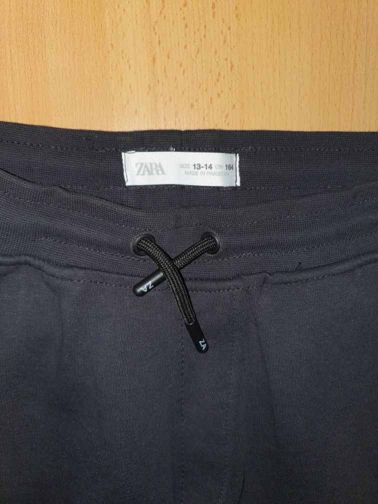 Pantaloni Zara 13-14 ani