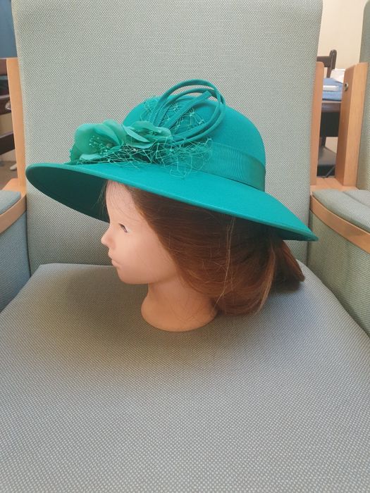 Pălărie pentru nunți