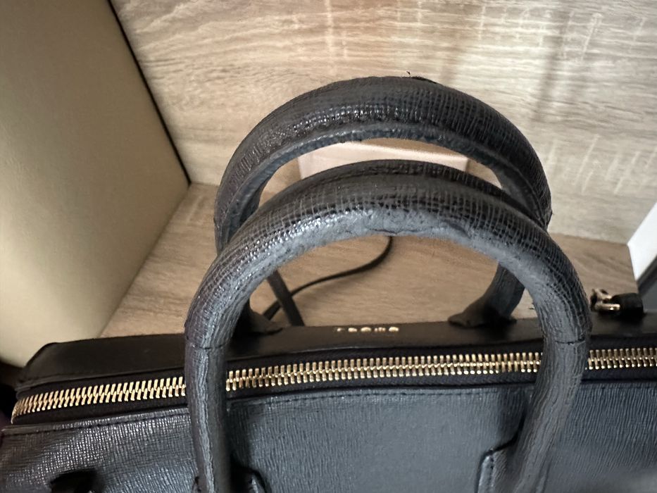 Чанта Furla, черна, естествена кожа