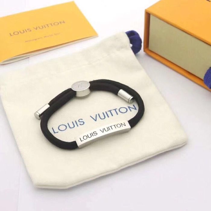 Мъжки гривни , медальони