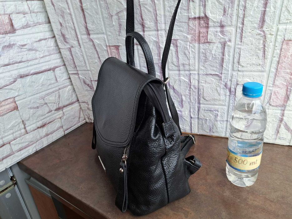 дамска раница,черна кожена,чанта-естествена кожа