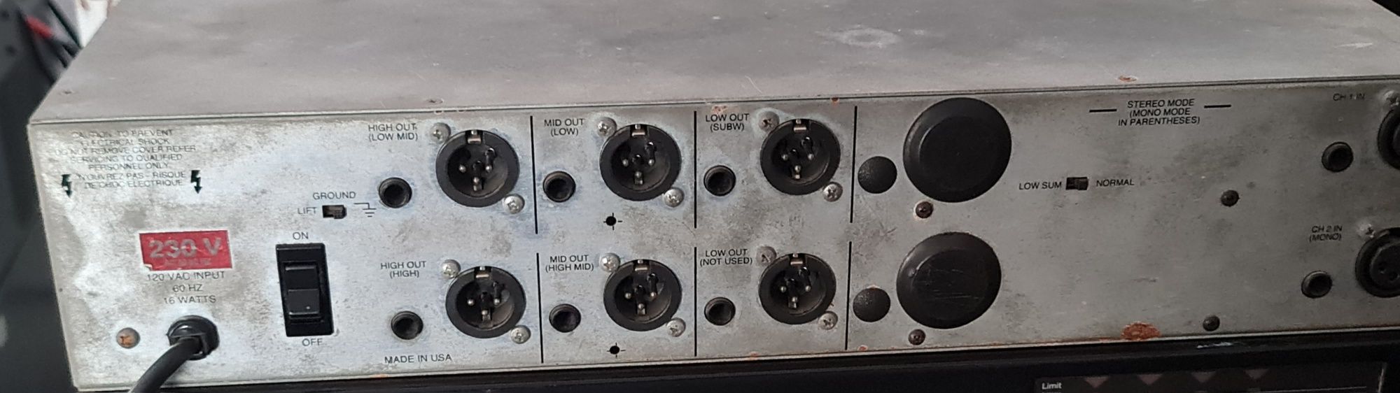 Crossover Furman X-424 (trei căi stereo) Nu DBX, Nu Rane, Nu Dynacord