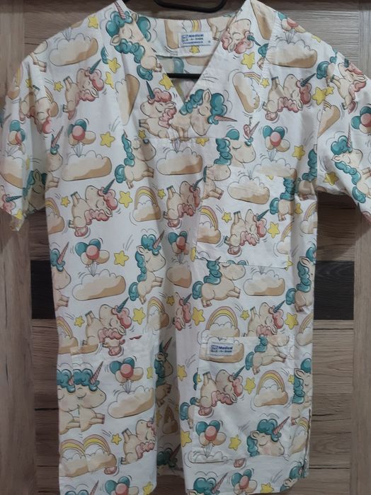 Camasi medicale pentru femei