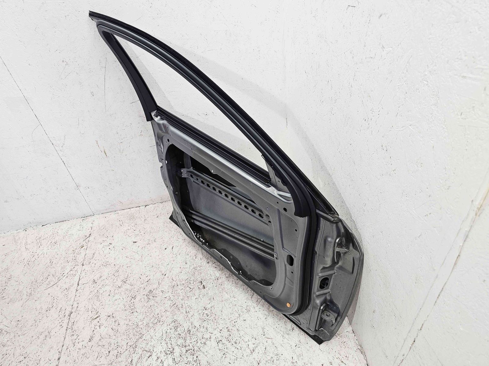 Usa stanga fata Mercedes Clasa E (W212) AMG [Fabr 2009-2016] 792 Argin