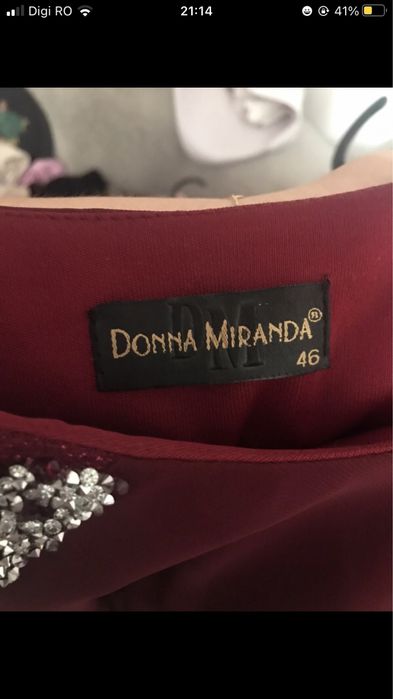 Vand rochie de ocazie