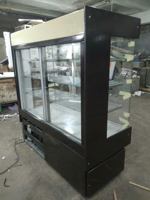 Холодильник для кондитерских изделий