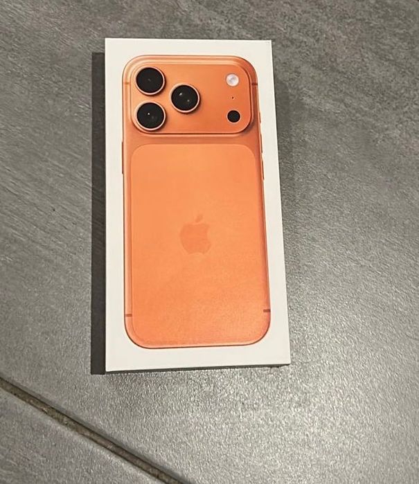 Iphone 17 Pro 512GB Nou/Sigilat-Cosmic Orange/ Iphone 17 Pro Max 1TB