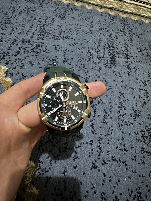 Часы Sergio Tacchini состояние хорошее