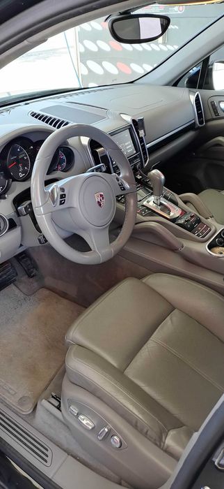 Porsche Cayenne 3.0 V6 300 CP