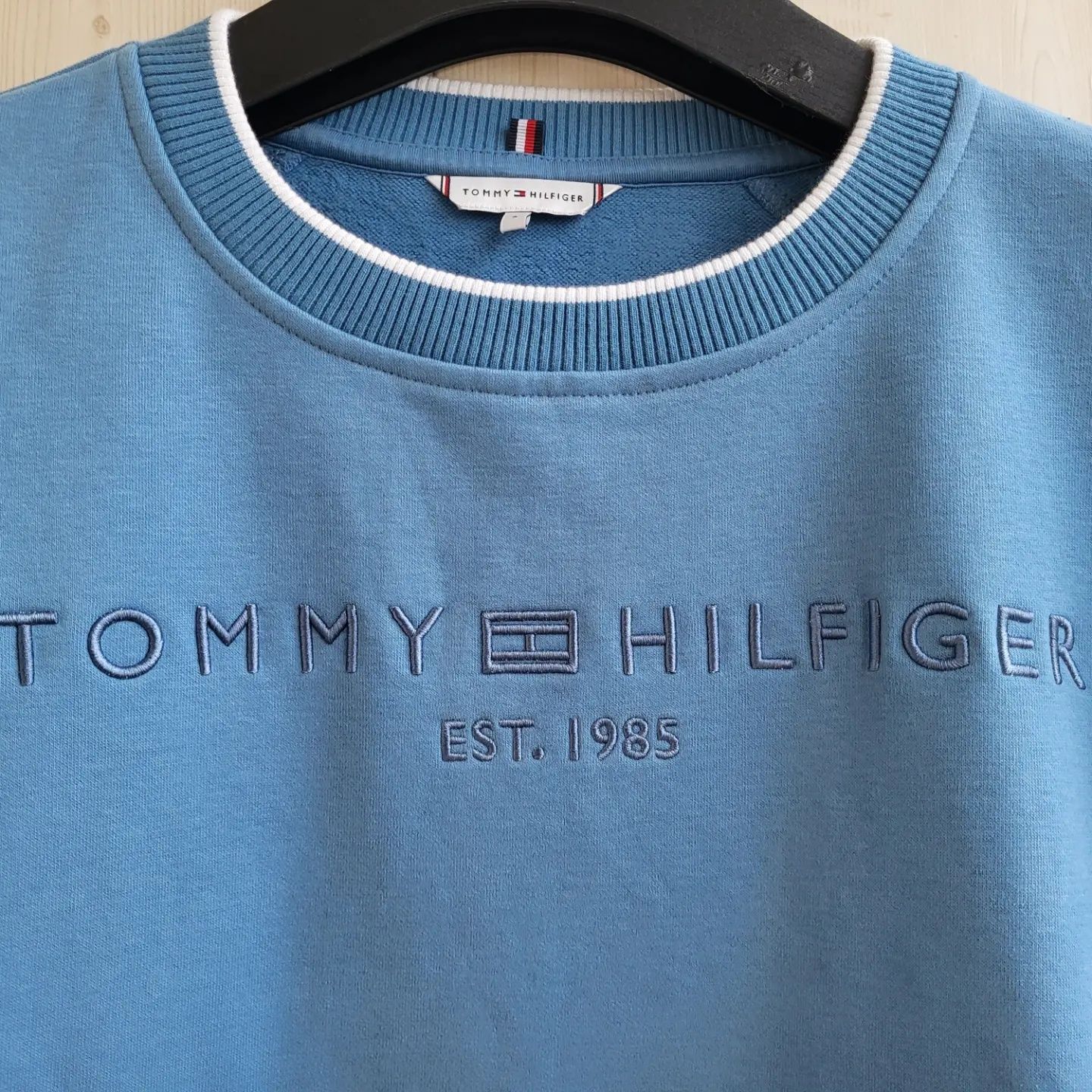Продам одежду Tommy Hilfiger Calvin Klein Hugo Boss Guess Levi's