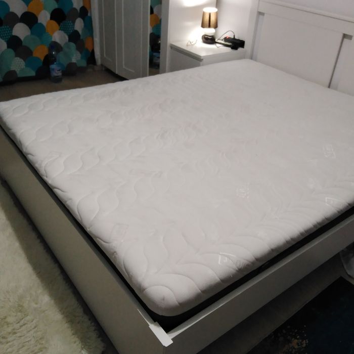 Saltea ortopedica reversibilă, cu strat de 8 cm spuma cu memorie ,160/