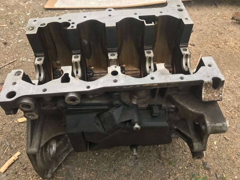 Шкода турбо TSI продам двигатель