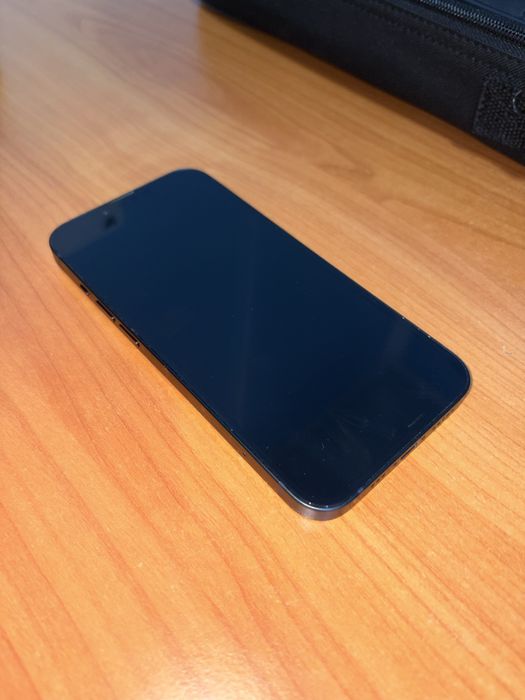 iPhone 13, 128GB stocare