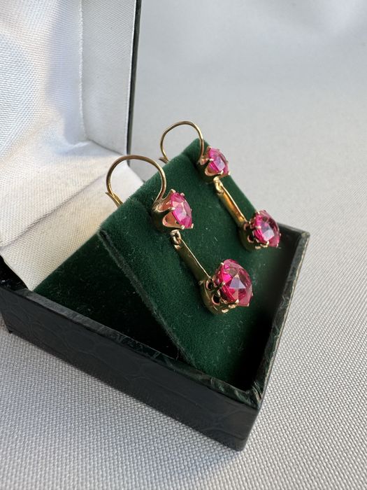 Cercei din aur si rubine