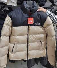 Vand geaca The North Face Pentru toate marimile