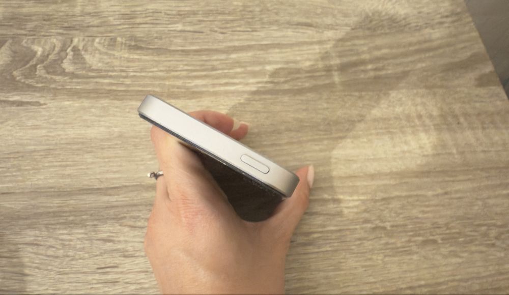 Iphone SE + кейсове