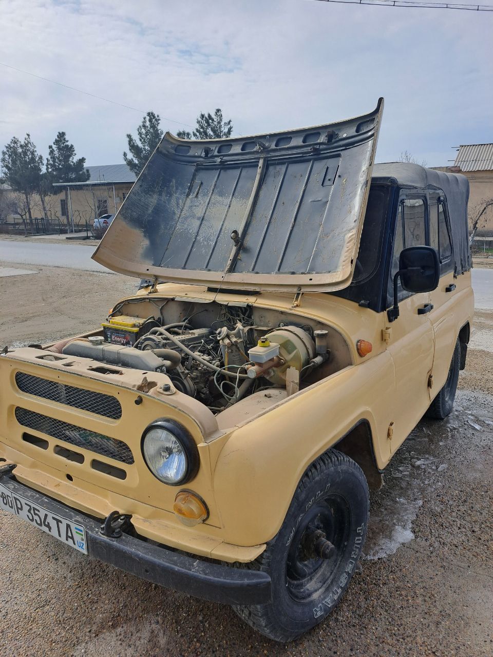 Uvaz sotiladi yil 2008
