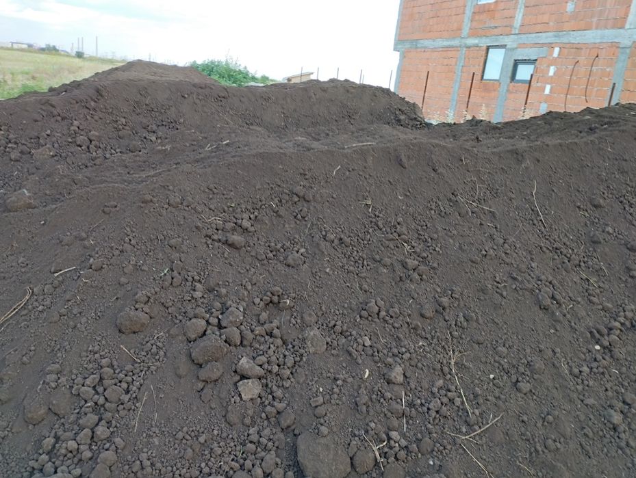 Pamant negru vegetal Nisip/Balastru NON -Stop
