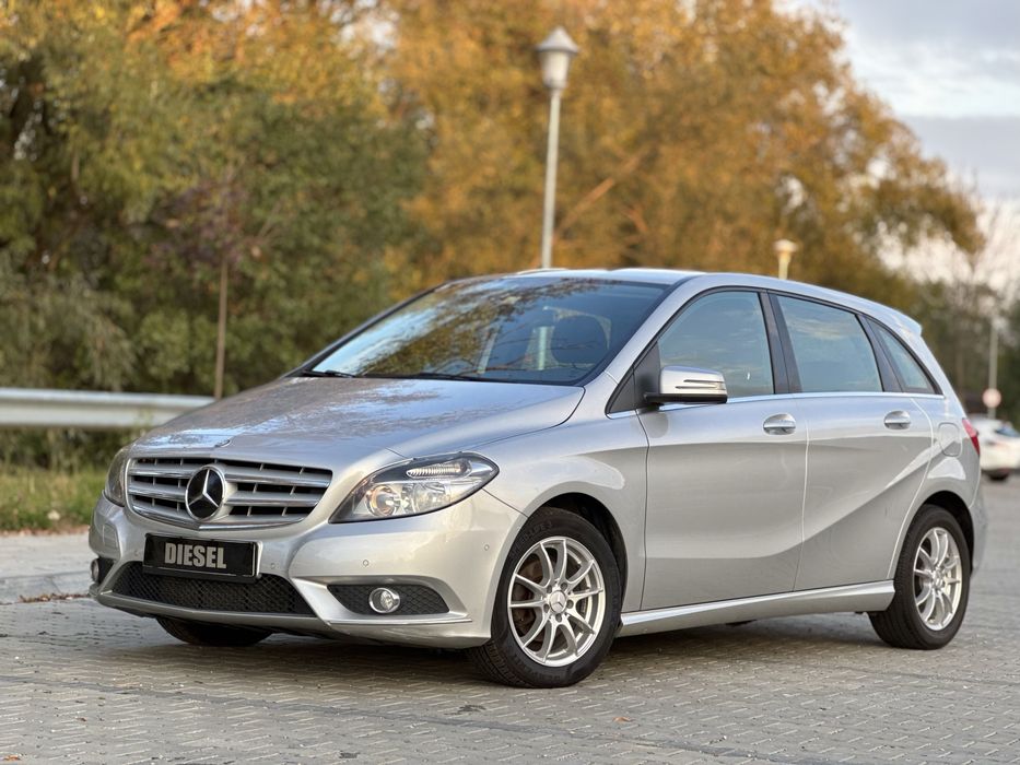 Mercedes B-Classe 1.5 diesel 110cp - 6 viteze Manual 2014 - Impecabil