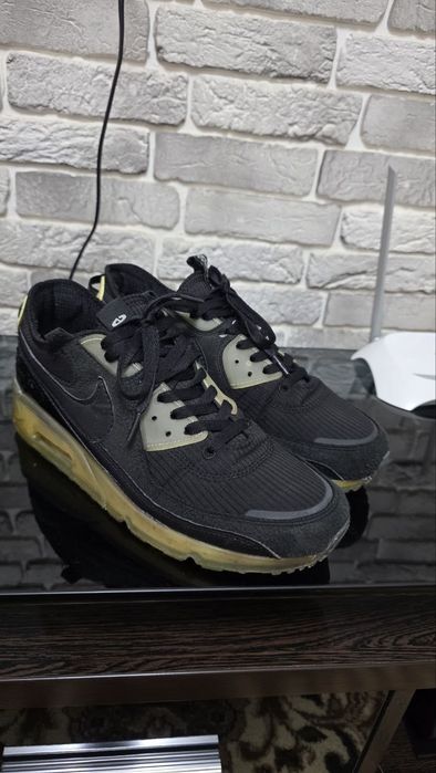 Оригинальные кроссы Nike