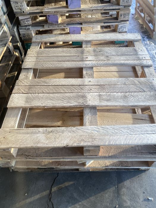 Продам поддоны срочно