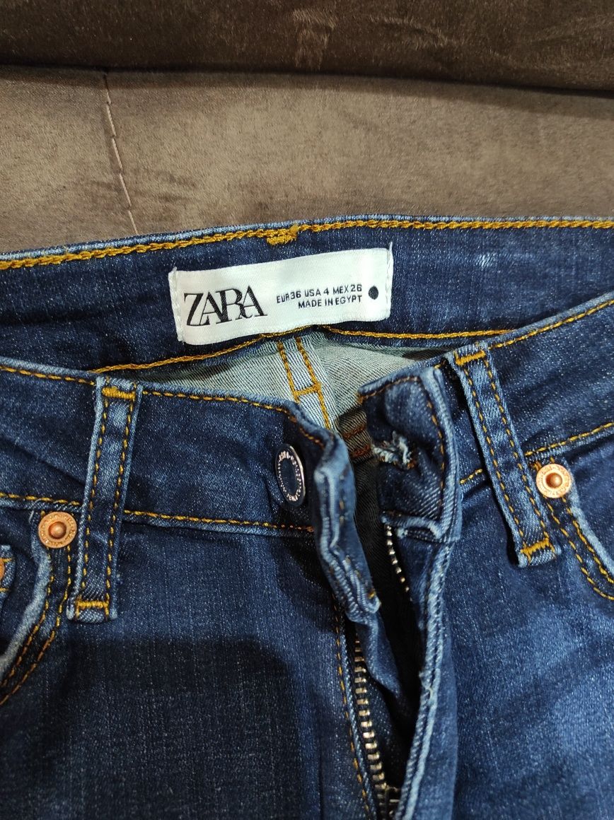 Нови дънки на Pepe Jeans и Zara