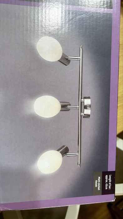 Спот лампа с 3 крушки