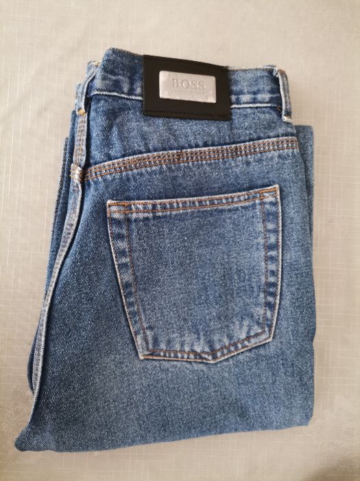 Продавам нови мъжки дънки размер 31,цена 12 лв