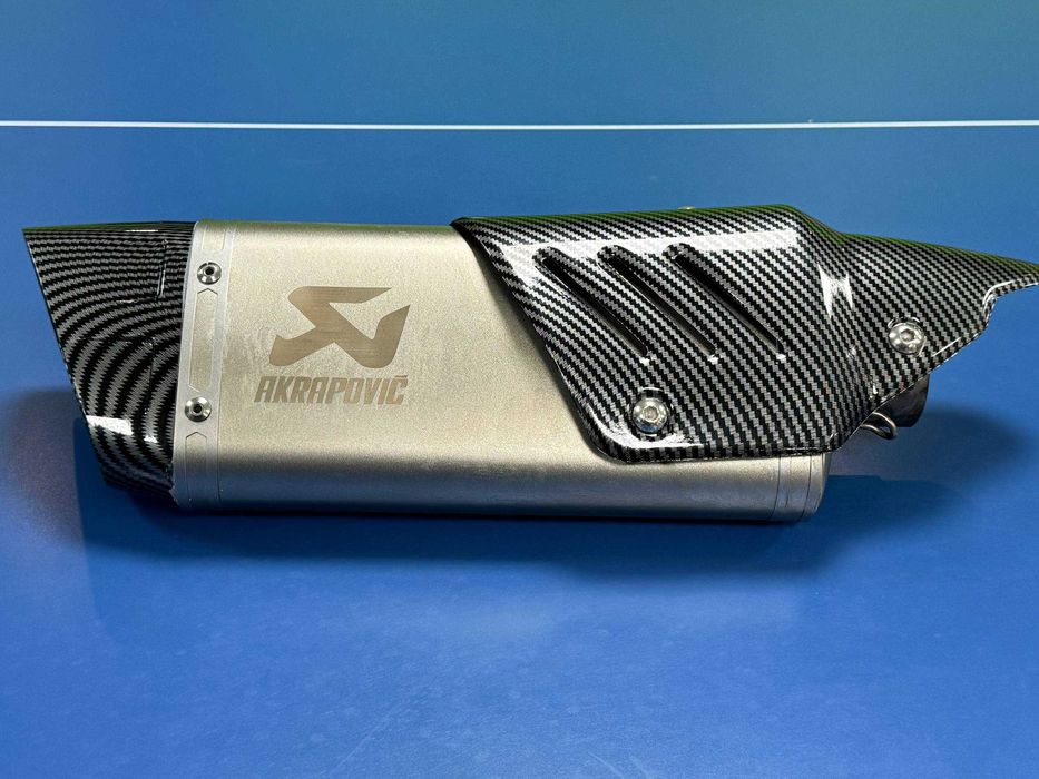 Глушитель Akrapovich