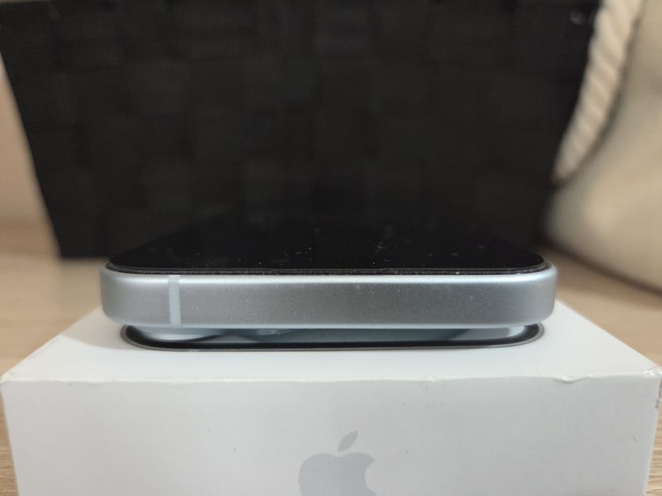 Iphone 15 с гаранция