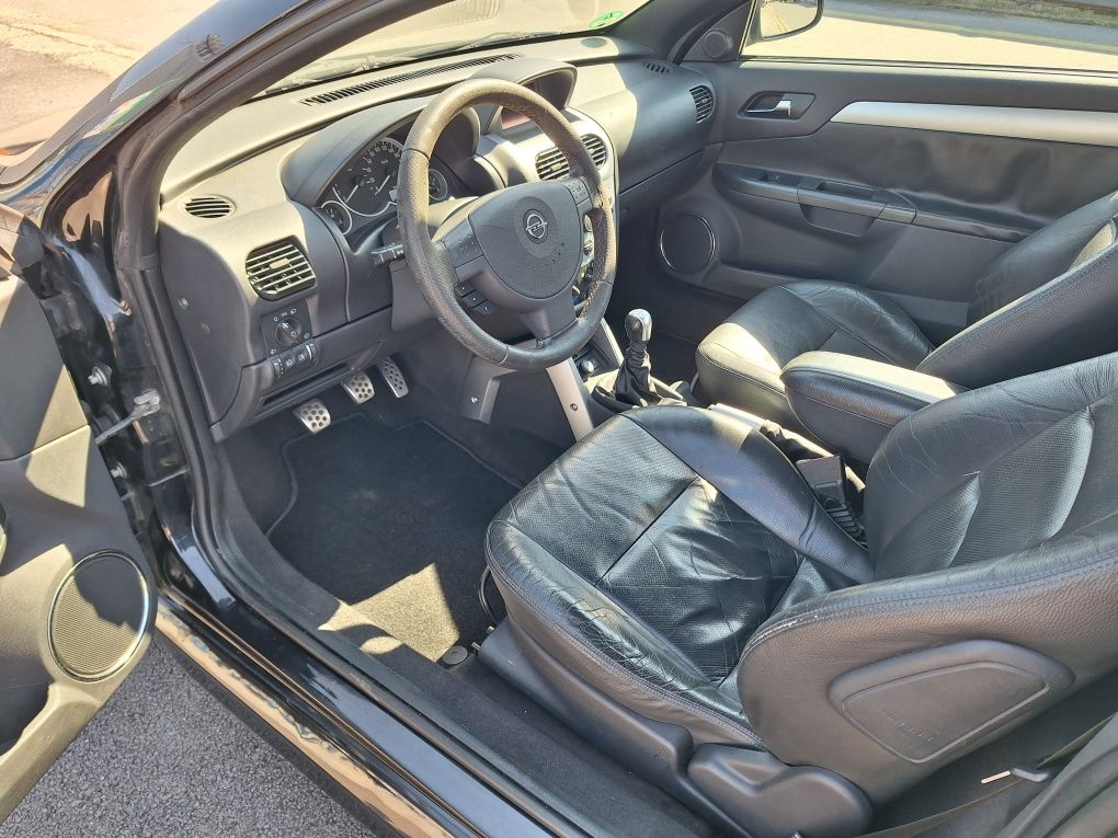 Продавам Opel Tigra TwinTop 1.8/06.06.2006