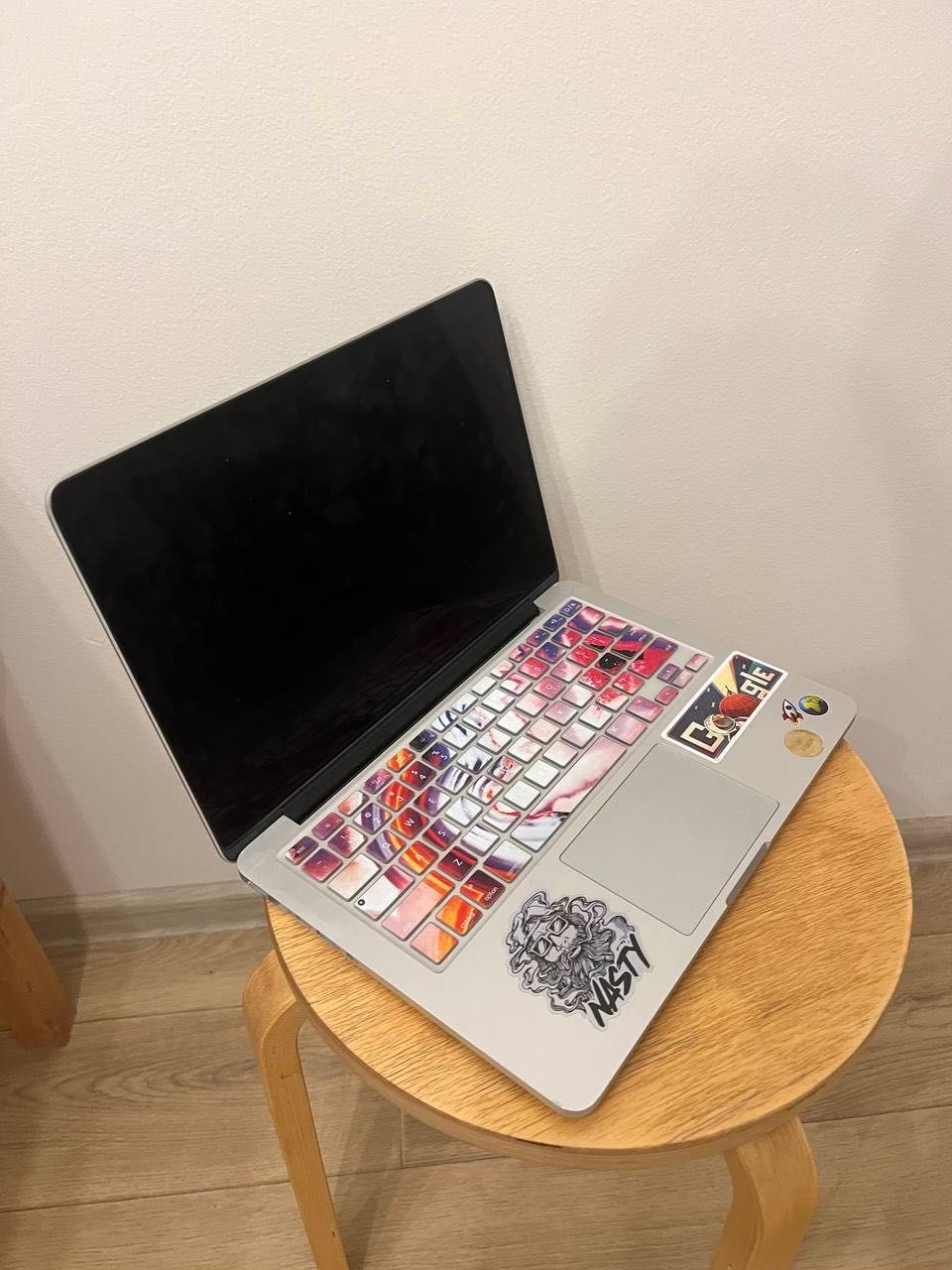 MacBook Air 13" (A1502, Early 2015)